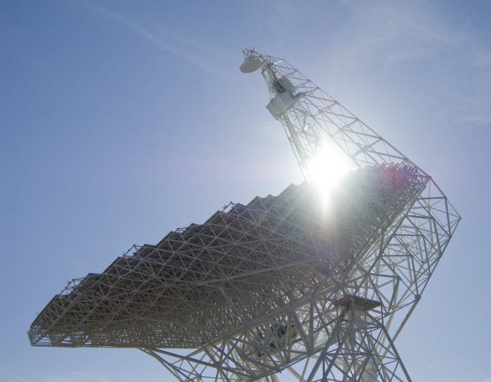 image of Green Bank Telescope with sunburst