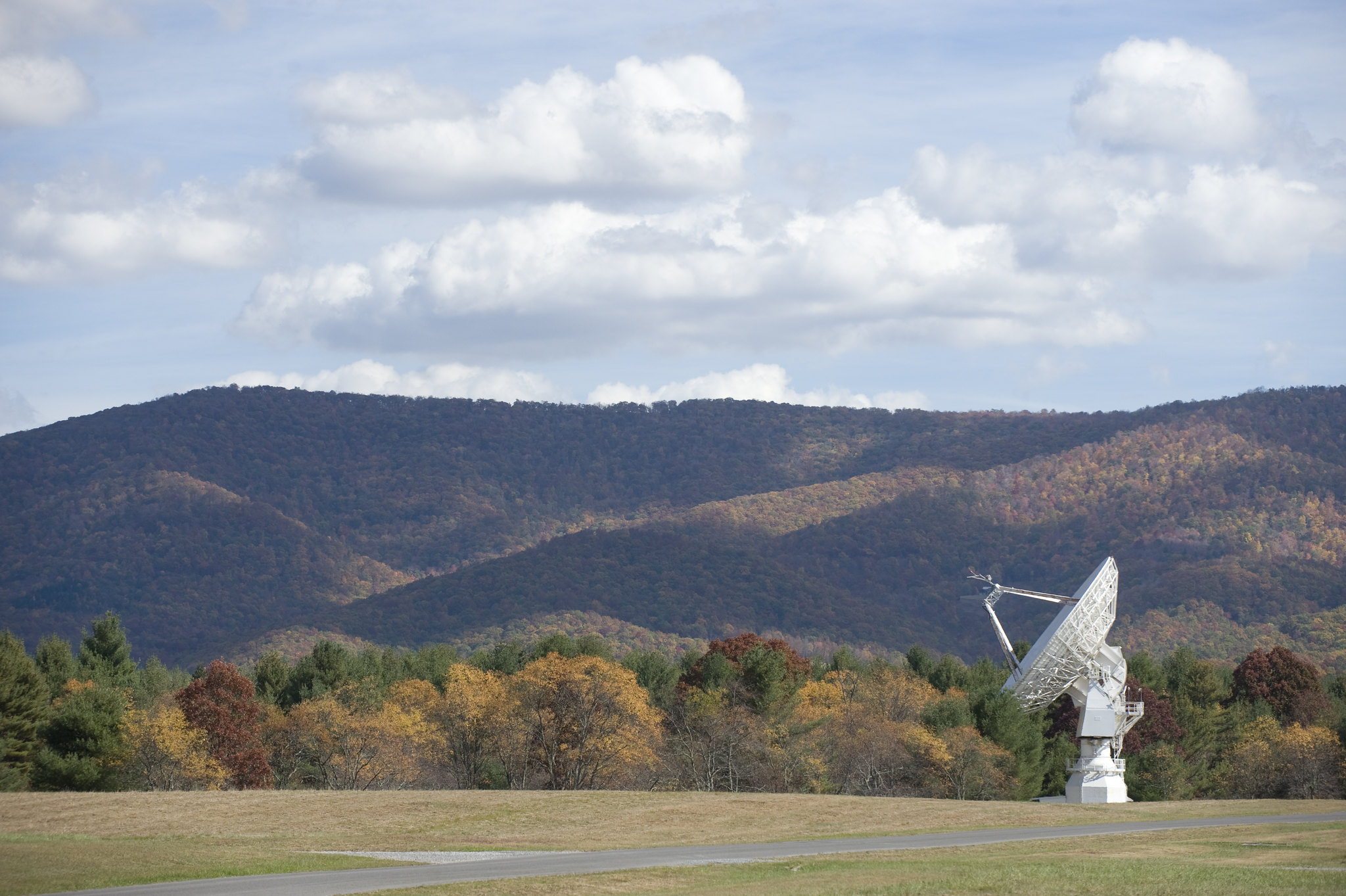 20 meter telescope at Green Bank Observatory making observations